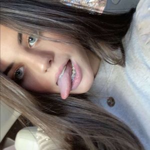 Meet your Posher, Gabrielle